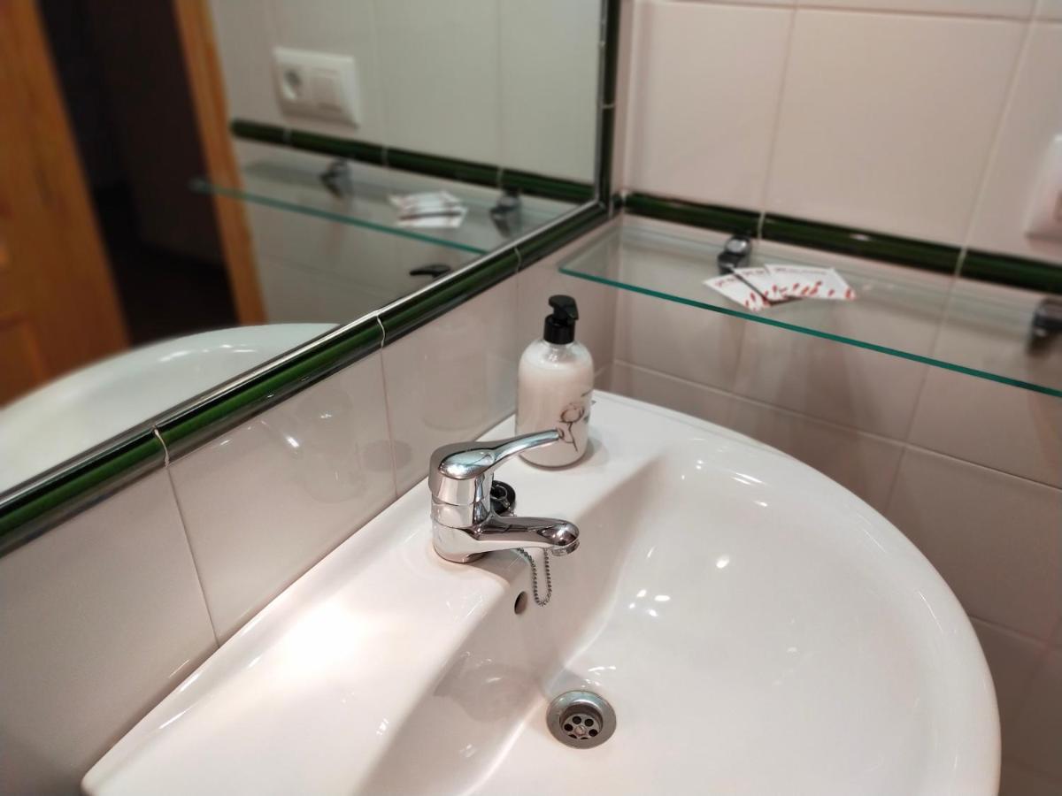 Apartamento Avenida Del Parque Cazorla Εξωτερικό φωτογραφία